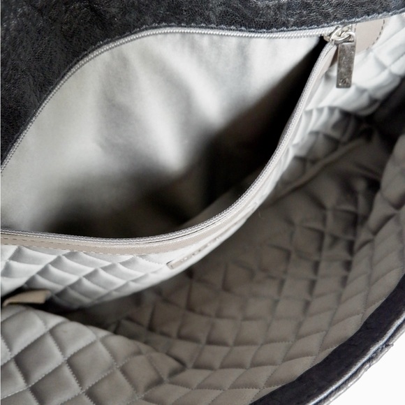 Authentic Preowned Chanel Black Lambskin Single Flap Bag Silver Hardware - Picture 13 of 14